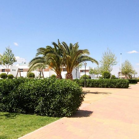 הוילה סן פדרו דל פינטר Townhouse Casa Champis מראה חיצוני תמונה