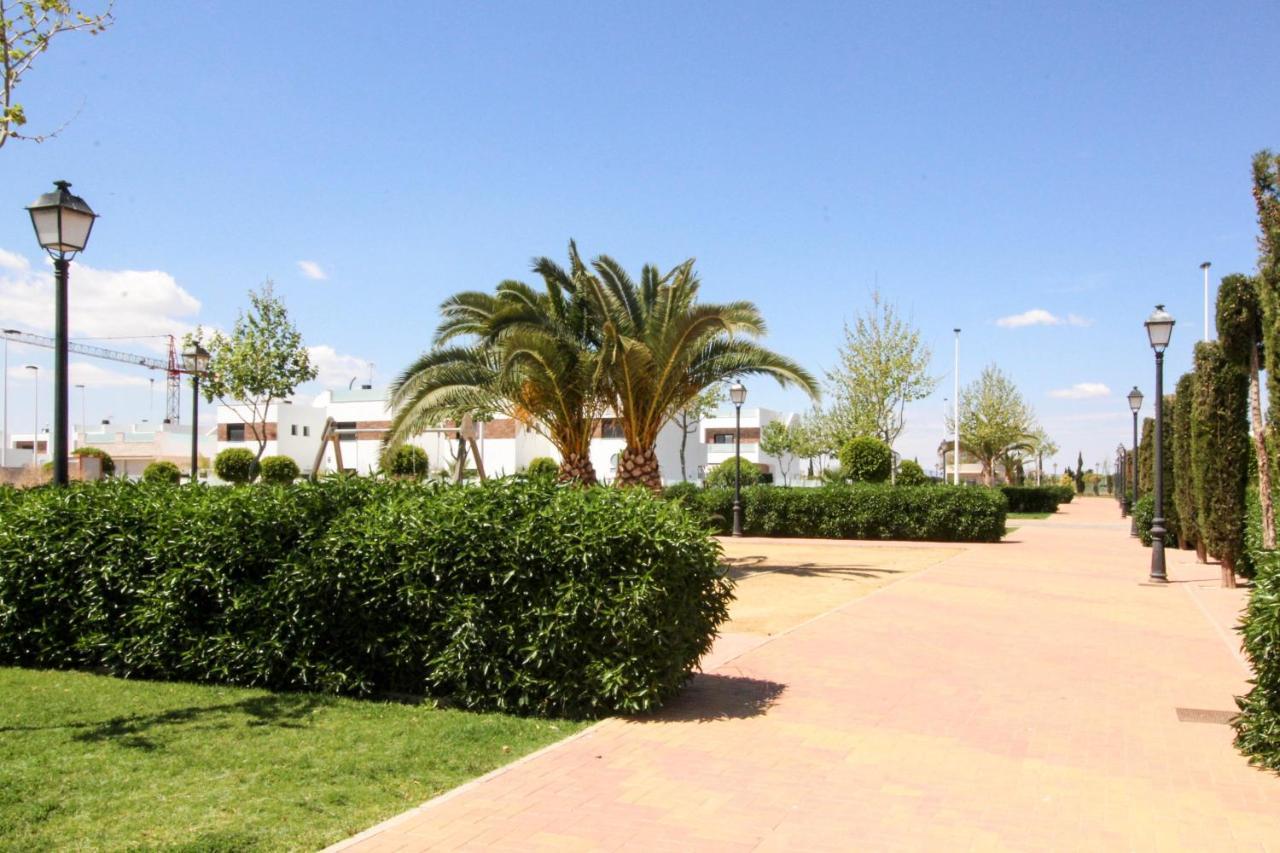 הוילה סן פדרו דל פינטר Townhouse Casa Champis מראה חיצוני תמונה