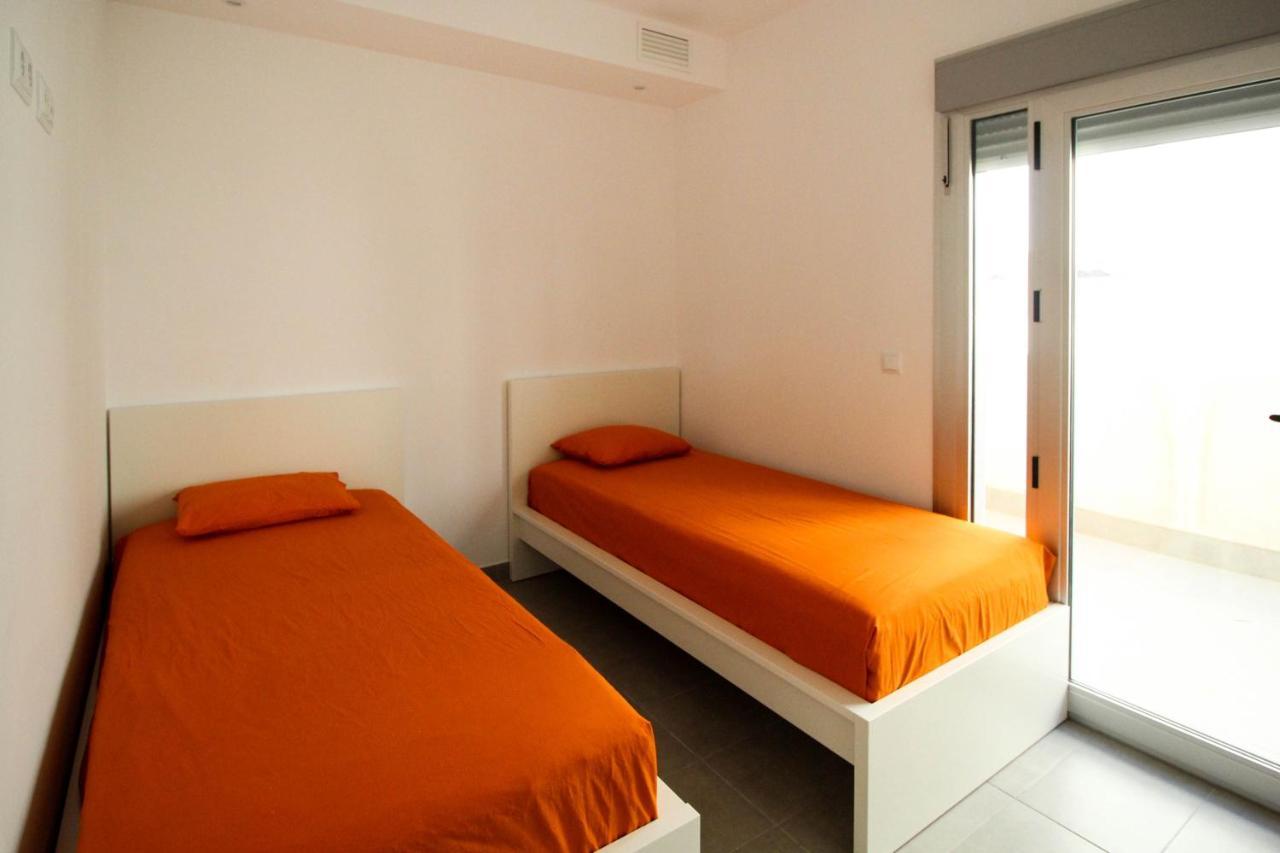 הוילה סן פדרו דל פינטר Townhouse Casa Champis מראה חיצוני תמונה